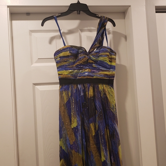 BCBGMaxAzria Inga Printed Silk Grecian Gown - Picture 3 of 5